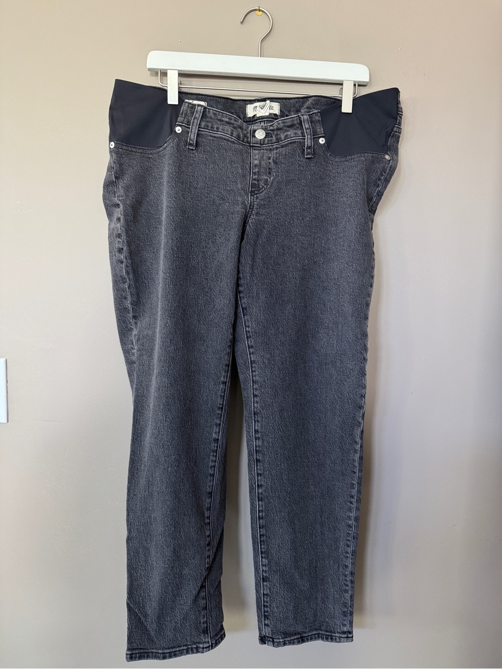 Madewell - The Maternity Perfect Vintage Jean in Black Lunar Wash 32 - Picture 3 of 7